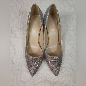 Marc Fisher Silver Glitter Heels | Size 7M